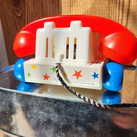Vintage Fisher Price Toy Chatter Telephone 1985 - Picture 5 of 15